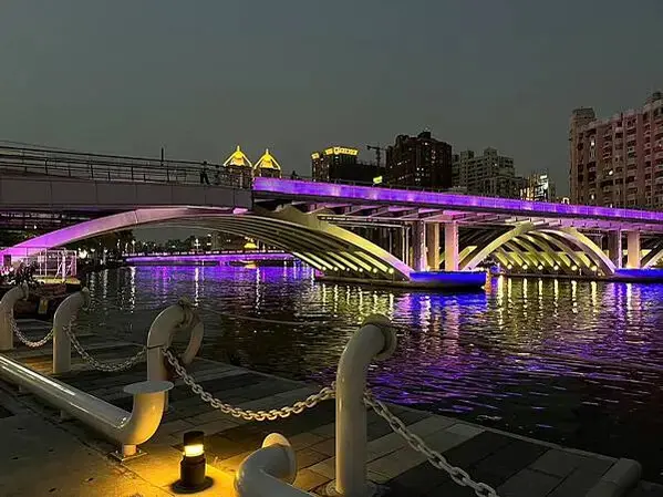 LINE_ALBUM_202344高雄最後一晚_230405_8