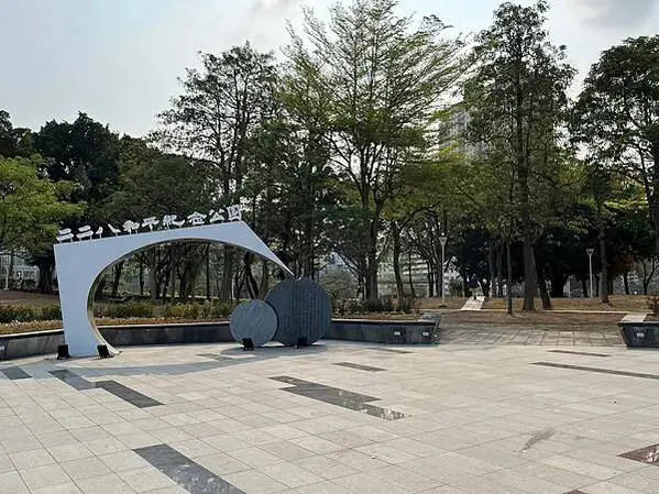 LINE_ALBUM_202343高雄第三天_230405_80