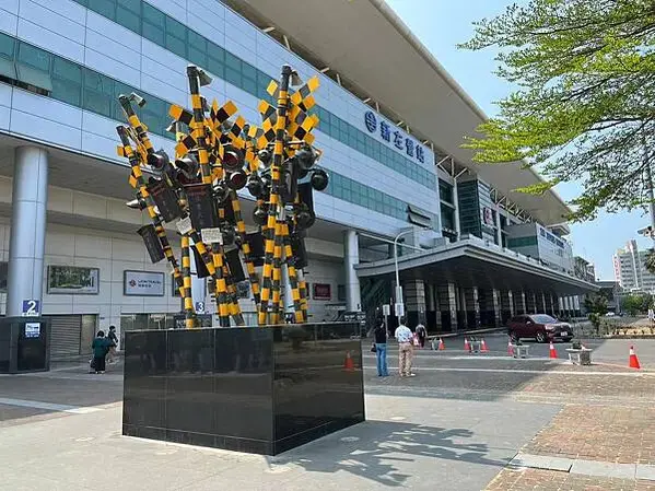 LINE_ALBUM_202342高雄第二天_230405_127