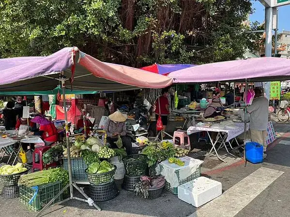 LINE_ALBUM_202342高雄第二天_230405_149