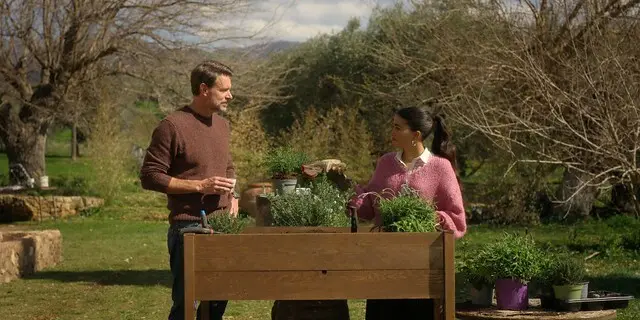 The Movie posters and stills of American Movie 