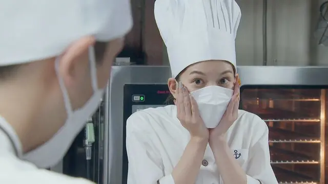 The TV programme posters and stills of Season 1 of 