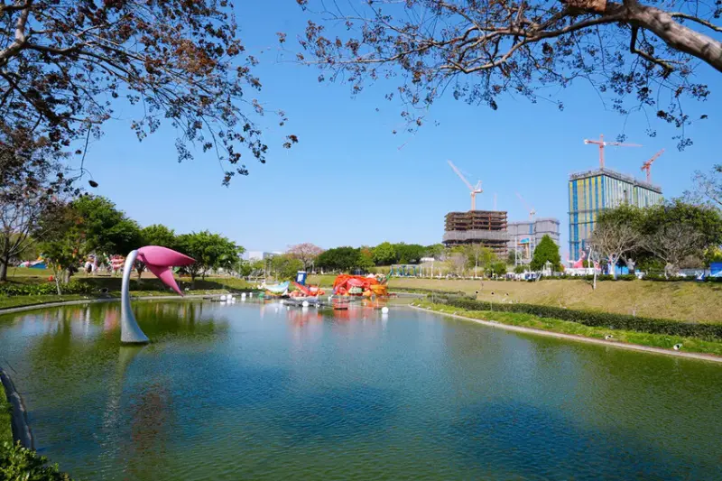 全台最長32M雙軌滑索「台中中央公園飛行美樂地」，主題式飛行