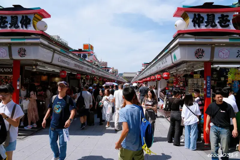 東京景點「淺草寺」，必拍巨大紅色雷門燈籠、好吃好逛仲見世通商
