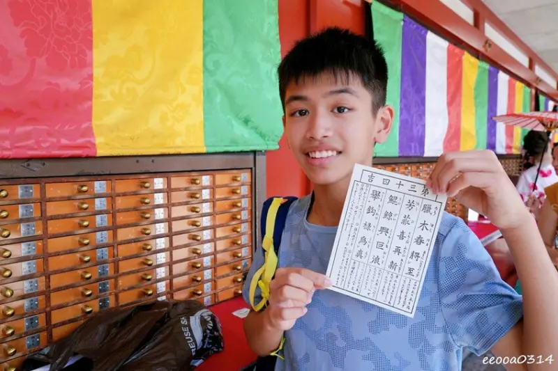 東京景點「淺草寺」，必拍巨大紅色雷門燈籠、好吃好逛仲見世通商