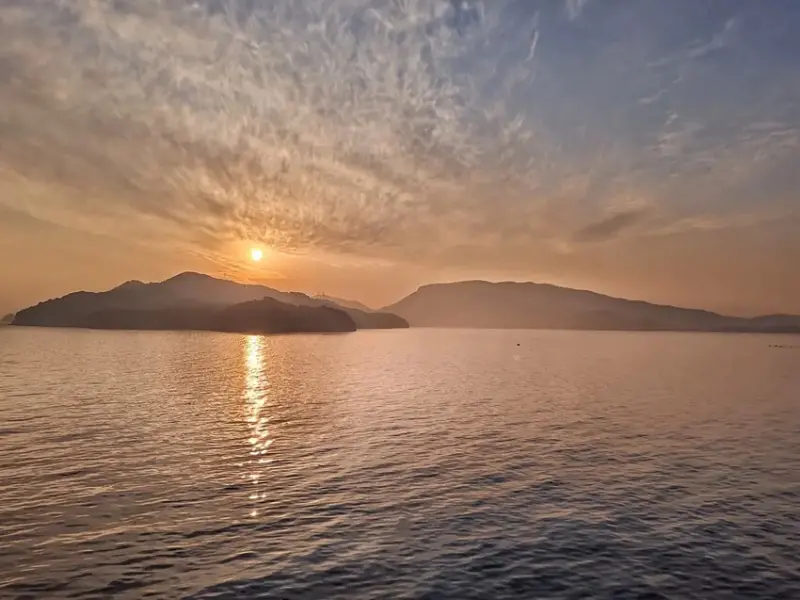 雄獅旅遊｜日本四國雙鐵道六天五夜行程推薦 伊予灘夕陽列車&千