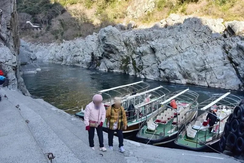 雄獅旅遊｜日本四國雙鐵道六天五夜行程推薦 伊予灘夕陽列車&千