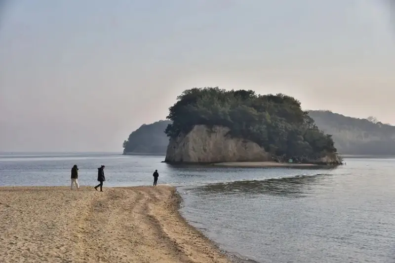 雄獅旅遊｜日本四國雙鐵道六天五夜行程推薦 伊予灘夕陽列車&千