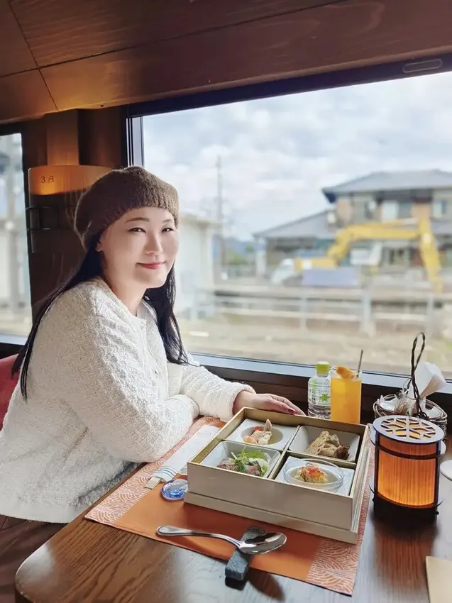 雄獅旅遊｜日本四國雙鐵道六天五夜行程推薦 伊予灘夕陽列車&千