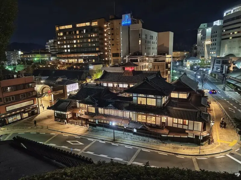 雄獅旅遊｜日本四國雙鐵道六天五夜行程推薦 伊予灘夕陽列車&千