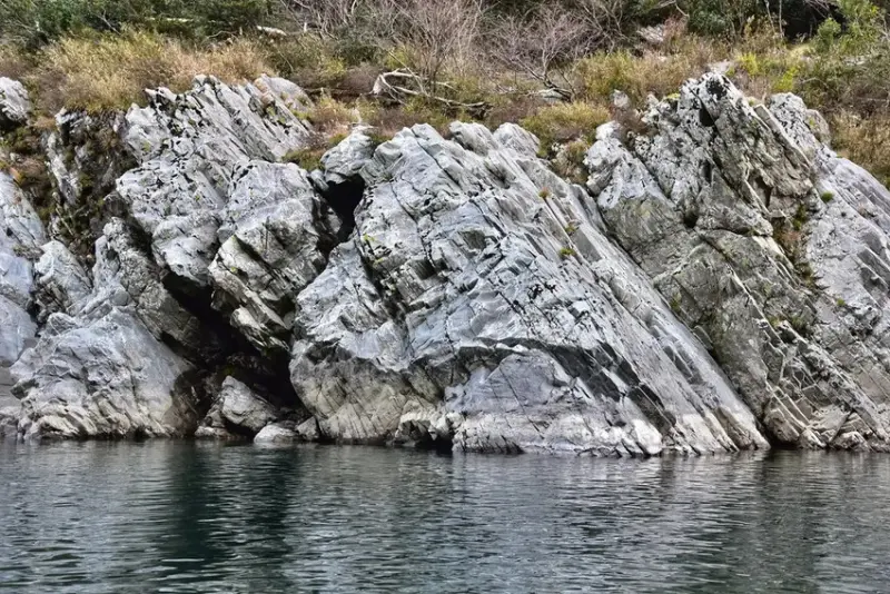 雄獅旅遊｜大步危遊船
