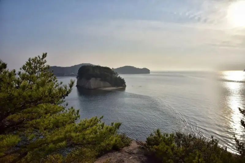 雄獅旅遊｜日本四國雙鐵道六天五夜行程推薦 伊予灘夕陽列車&千