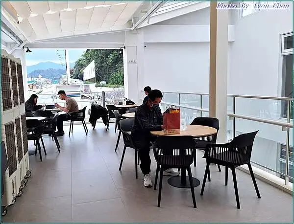 《南投休閒中繼站》南投休閒景點新地標/逛街購物觀賞休憩/用餐