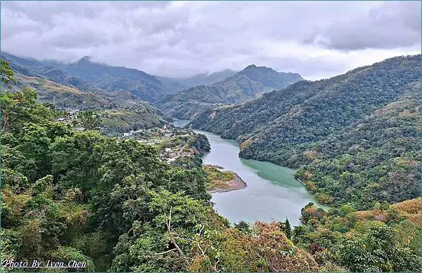 《桃園復興鄉景觀咖啡廳》角板山賞花的日子，青年活動中心比雅山