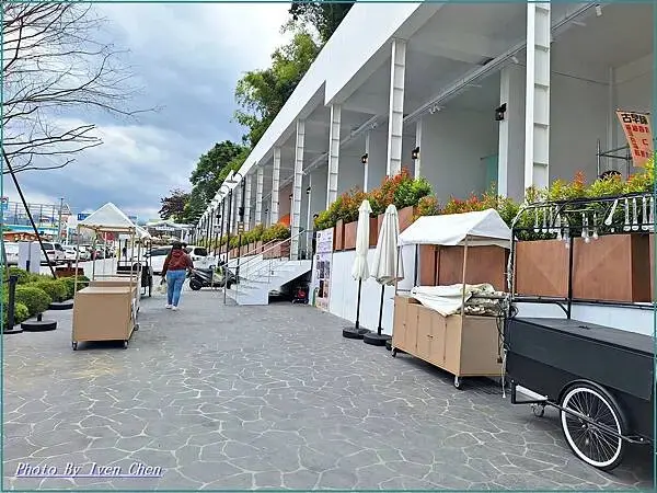 《南投休閒中繼站》南投休閒景點新地標/逛街購物觀賞休憩/用餐