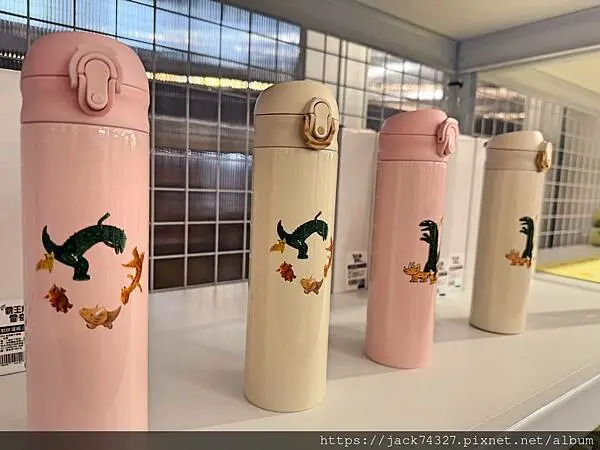 {台中景點}霸王龍雷奇3D動畫展&快閃店，台中站只到2025