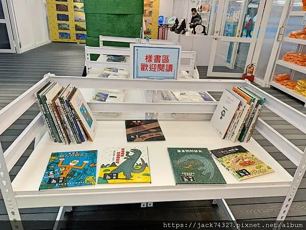 {台中景點}霸王龍雷奇3D動畫展&快閃店，台中站只到2025