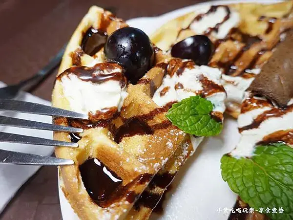 巧克力鬆餅-悠然秘境小屋 (1).jpg