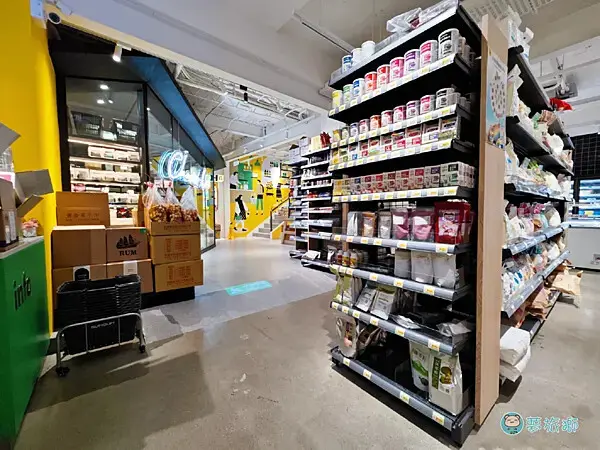 SUMSUMFOOD 食食富   08.png