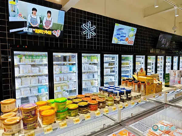 SUMSUMFOOD 食食富   12.png