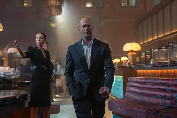 5-重裝制裁_劇照04_傑森史塔森