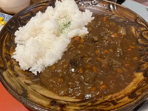 【日本沖繩美食、山羊肉推薦】やぎとそば 太陽｜石川交流道、海