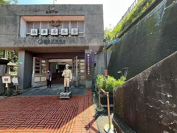 LINE_ALBUM_九份緣憶_250311_460