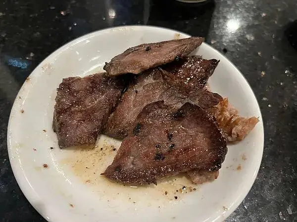 【日本沖繩必吃美食、和牛推薦】燒肉本部牧場｜焼肉もとぶ牧場 