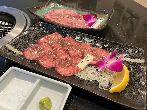 【日本沖繩必吃美食、和牛推薦】燒肉本部牧場｜焼肉もとぶ牧場 