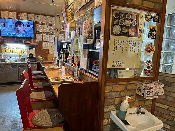 【日本沖繩美食、山羊肉推薦】やぎとそば 太陽｜石川交流道、海