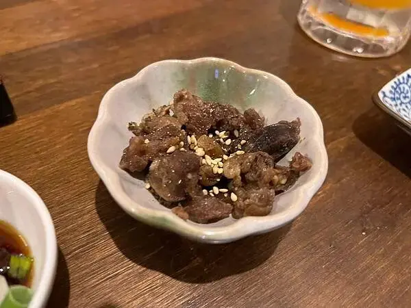 【日本沖繩美食、山羊肉推薦】やぎとそば 太陽｜石川交流道、海