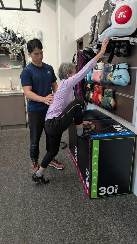 台南健身房推薦｜光之所在健身工作室｜銀髮運動課程：83歲奶奶