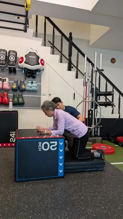 台南健身房推薦｜光之所在健身工作室｜銀髮運動課程：83歲奶奶