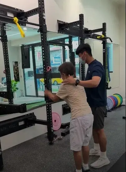 台南健身房推薦｜光之所在健身工作室｜銀髮運動課程：83歲奶奶