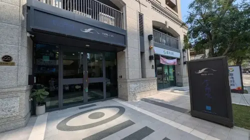 台南健身房推薦｜光之所在健身工作室｜銀髮運動課程：83歲奶奶從站不穩到推雪橇全紀錄!