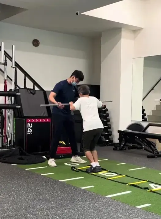 台南健身房推薦｜光之所在健身工作室｜銀髮運動課程：83歲奶奶