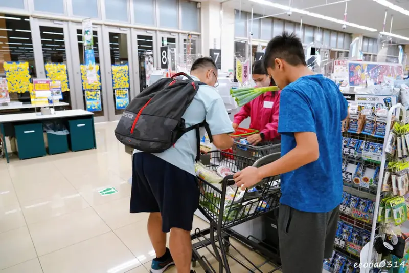 富士河口湖森林購物中心「Forest Mall 富士河口湖」