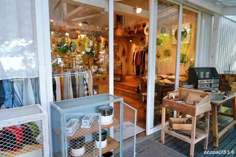 山中湖甜點咖啡廳「Paper Moon」，山梨縣鄉村風玻璃屋