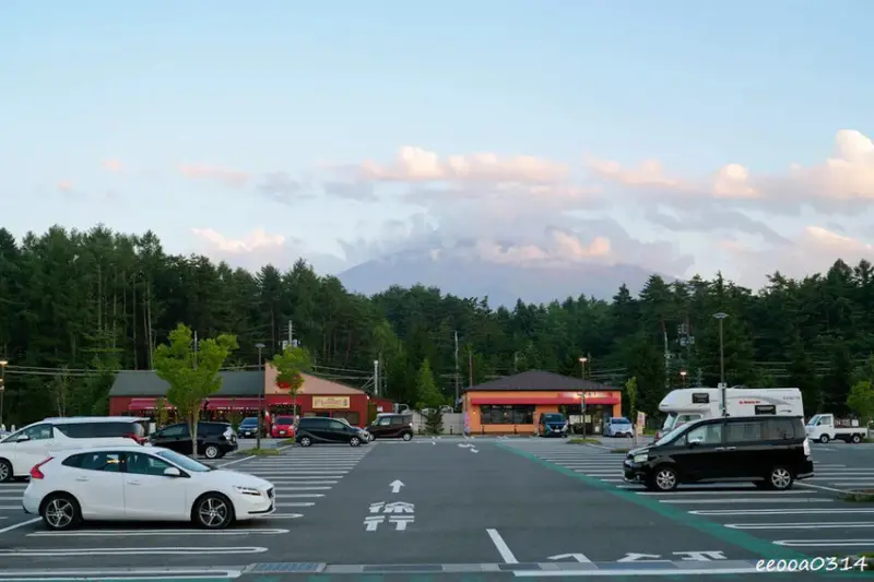 富士河口湖森林購物中心「Forest Mall 富士河口湖」