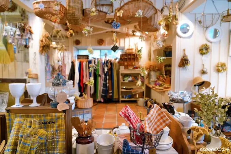 山中湖甜點咖啡廳「Paper Moon」，山梨縣鄉村風玻璃屋