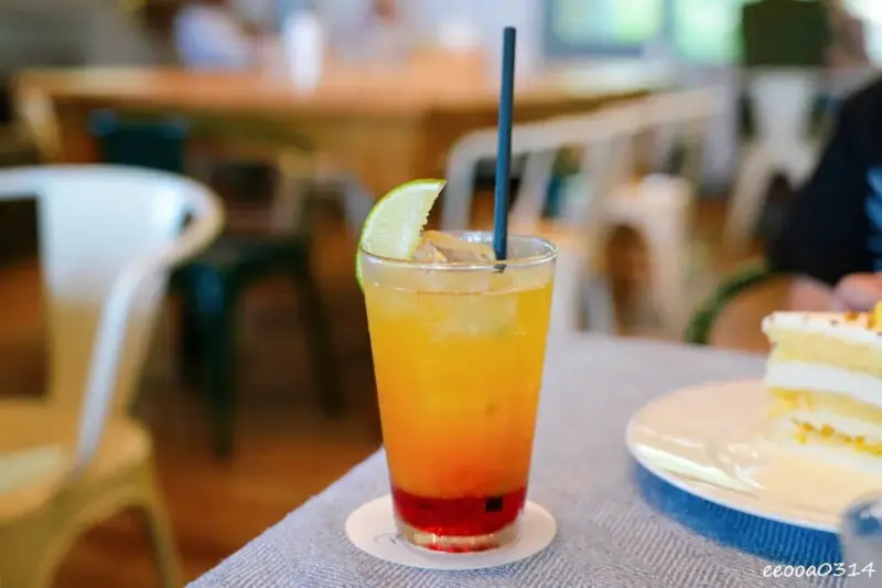 山中湖甜點咖啡廳「Paper Moon」，山梨縣鄉村風玻璃屋