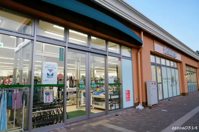 富士河口湖森林購物中心「Forest Mall 富士河口湖」