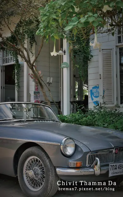 ChivitThammaDacoffeehouse-8