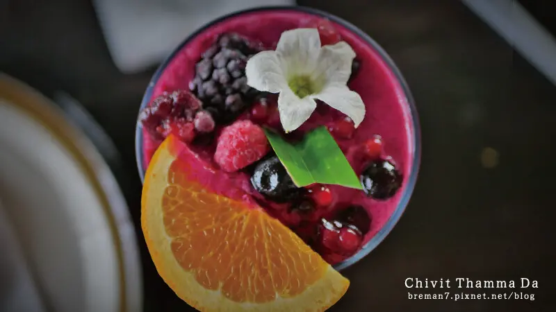 ChivitThammaDacoffeehouse-11