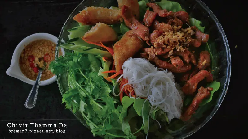 ChivitThammaDacoffeehouse-23