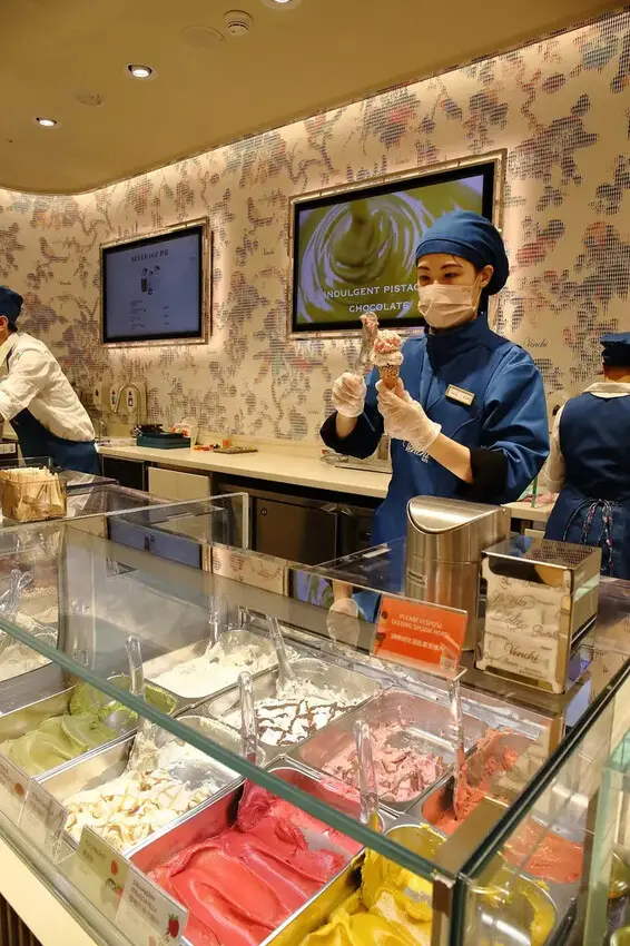 南港 LaLaport，3月20日正式盛大開幕！台北最新購物