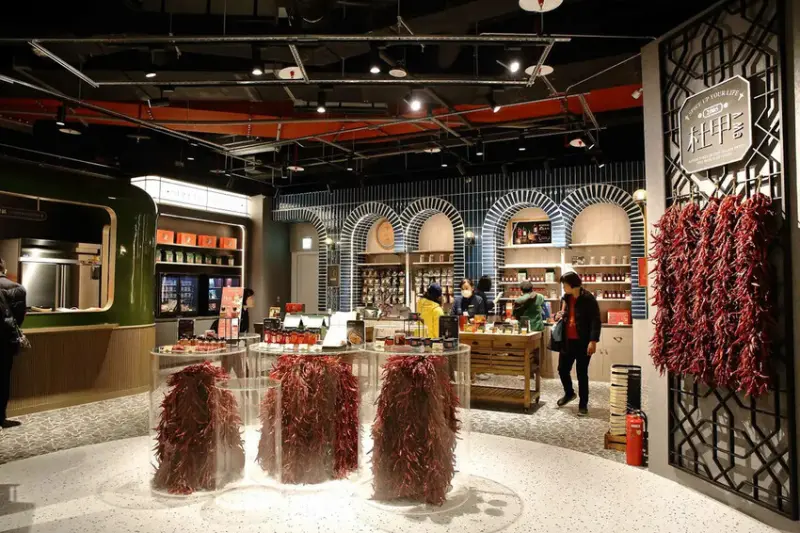 南港 LaLaport，3月20日正式盛大開幕！台北最新購物