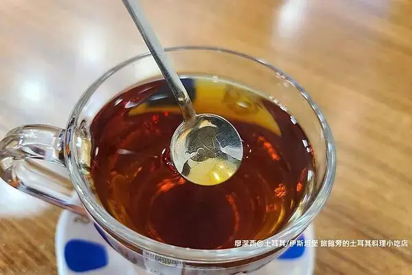 土耳其/伊斯坦堡 NU HOTEL旁的土耳其料理小吃店