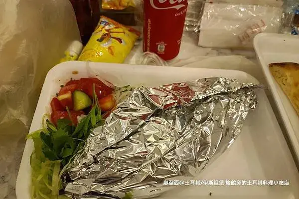 土耳其/伊斯坦堡 NU HOTEL旁的土耳其料理小吃店