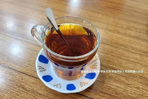 土耳其/伊斯坦堡 NU HOTEL旁的土耳其料理小吃店